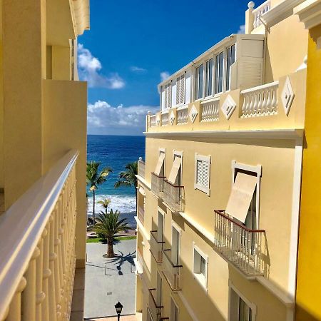 Apartamentos El Faro Puerto De Naos Buitenkant foto