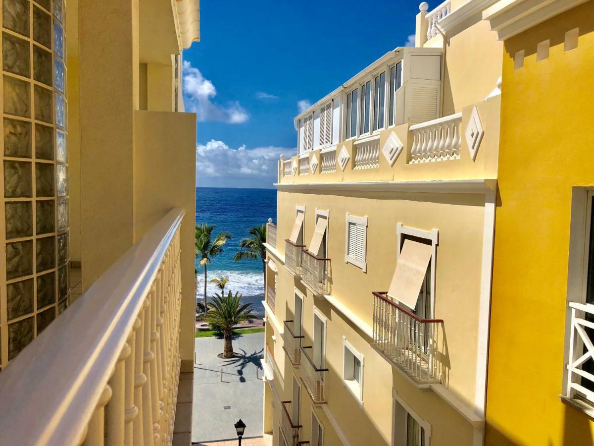 Apartamentos El Faro Puerto De Naos Buitenkant foto