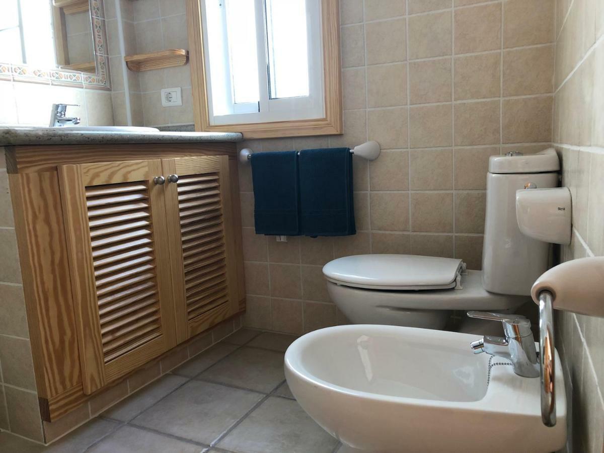 Apartamentos El Faro Puerto De Naos Buitenkant foto