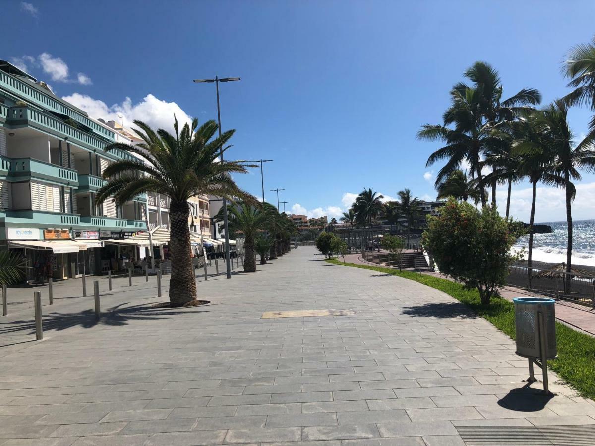 Apartamentos El Faro Puerto De Naos Buitenkant foto