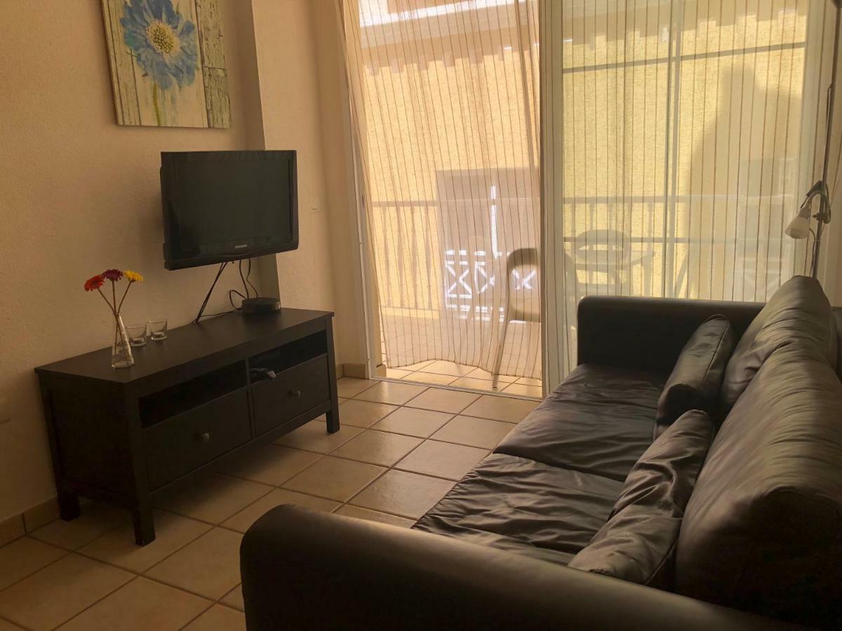 Apartamentos El Faro Puerto De Naos Buitenkant foto