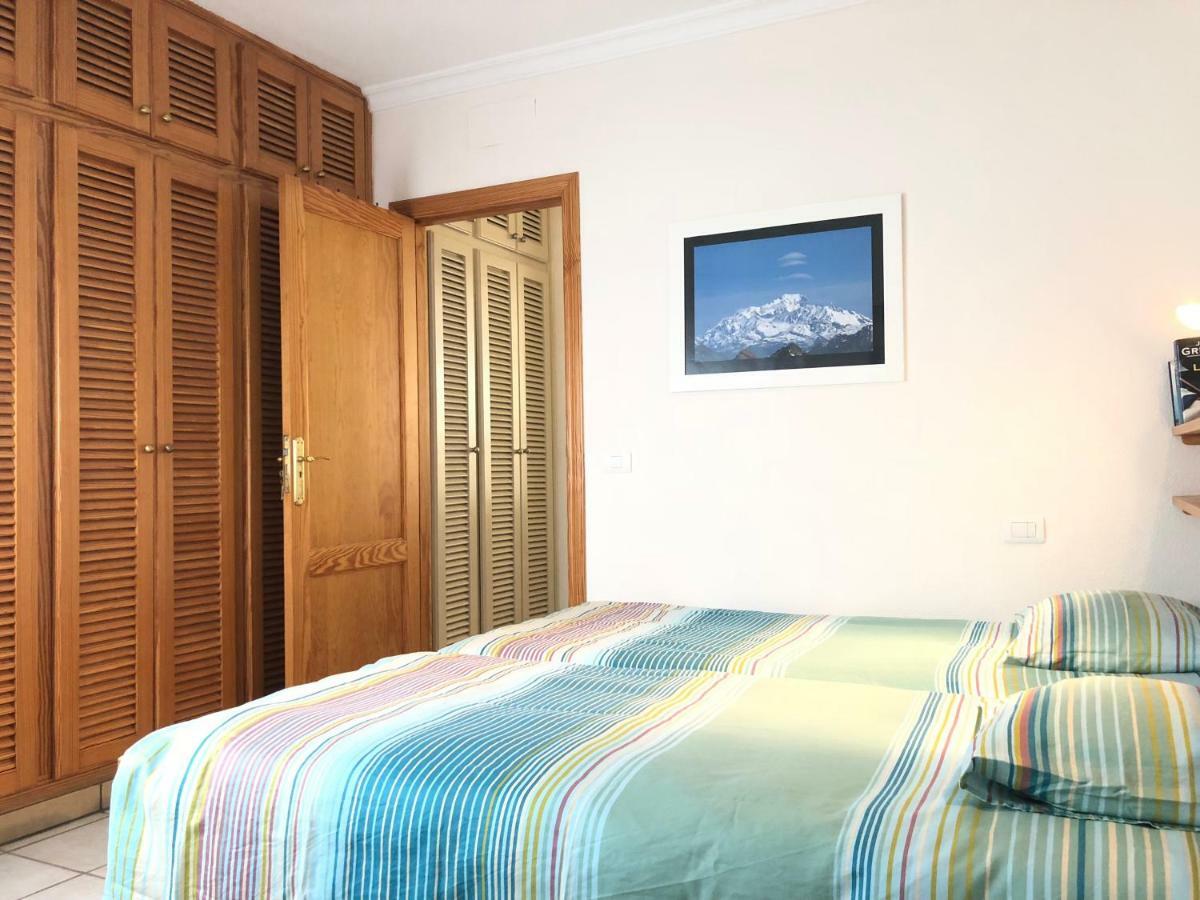 Apartamentos El Faro Puerto De Naos Buitenkant foto
